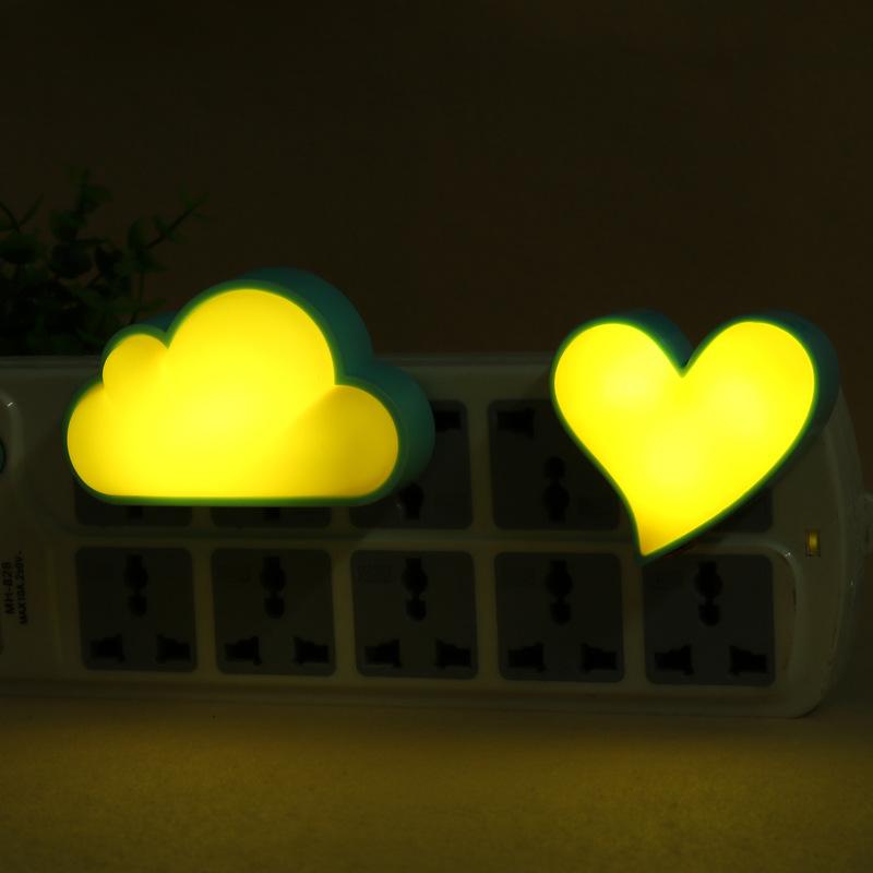 主图-多彩生活创意云朵卡通LED智能感光心形小夜灯 床头喂奶