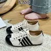 Sapatos de Treino Alemães Estilo Ballet com Cadarço de Couro Genuíno Feminino 2026 Outono Novos Sapatos Versáteis Sapatos Brancos Femininos Tênis Esportivos Casuais