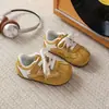 Zapatos para Niñas 2026 Primavera y Otoño Nuevos Zapatos Deportivos Infantiles Tenis de Caña Baja Suela Suave Transpirables Zapatos de Entrenamiento Alemanes Zapatos para Caminar para Niños