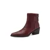 Elegantes Botas Afuniladas de Pele de Ovelha para o Dia a Dia 2026 Outono/Inverno Salto Grosso Salto Médio Bico Fino Todo em Couro Genuíno Emagrecedoras Versáteis Botas de Cano Curto para Mulheres