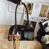 Bolso de Hombro Retro Coreano Otoño e Invierno 2025 Nueva Moda Tendencia Casual Bolso Boston Estilo Occidental Bolso de Bowling