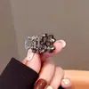 Presilha de Cabelo Elegante de Cristal de Alta Qualidade para Mulheres Novo Modelo 2024 Flor Raiz do Cabelo Pequeno Prendedor de Garra para Penteados Semi-Presos Prendedor de Garra de Tubarão