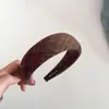 Faixa de Cabelo Esponjosa de Lã Xadrez Retrô para Outono e Inverno, Fashion e Versátil, Faixa de Cabelo Alta, Para Rosto Pequeno e Grampo Elegante