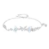 Pulseira de borboleta luminosa com um toque de luxo leve e de alta qualidade, pulseira de resina degradê, moderna e versátil, design criativo com zircônia incrustada