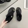 Nuevas sandalias elegantes para exteriores, pantuflas de suela gruesa para mujer, con borlas, chanclas de dedo para verano, tacón de cuña, chanclas de suela blanda