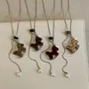 Colar de Cavalo de Madeira com Pérola e Pedra Natural para Mulheres, Luxo Acessível, Tendência de Moda Única, Colar Versátil, Corrente para Suéter