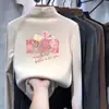 Blusa de base para meninas, nova coleção outono/inverno 2026, estilosa e moderna, feita de material macio tipo fleece, blusa casual com gola semi-alta para crianças e bebês, moda infantil