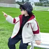 Chaqueta para Niños Ropa de Otoño e Invierno para Niños Cortavientos 2026 Nuevo Estilo Guapo Bebé Invierno Acolchada Engrosada con Capucha