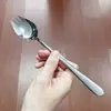 Cuchara y Tenedor Integrados de Acero Inoxidable Hogareño Creativo Coreano de Doble Propósito Cuchara para Té de la Tarde Cuchara para Pastel Cuchara y Tenedor para Ensalada de Frutas
