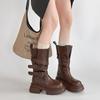 Botas de Couro Retro Versáteis de Salto Alto Botas com Solado Grosso Texturizado para Mulheres Outono e Inverno Estilo Britânico Botas de Moda de Salto Grosso Pequeno