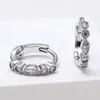 Pendientes de Aro con Cadena Transfronteriza Minimalistas, Exquisitos Pendientes Dorados Huecos, Pinzas para Orejas Personalizadas de Circonita Estilo Genial para Mujeres, Moda al por Mayor