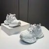 Zapatos de Padre Estilo Motocicleta Europeos Más Vendidos, Moda de Temporada Primavera/Verano 2026 con Suela de Plataforma, Cordones, Tendencia, Casual