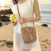 Bolsas Tejidas a Mano para Mujer 2026 Nueva Moda de Verano Nicho Bolso de Paja para Vacaciones en la Playa Bolso Cruzado Tipo Cubo