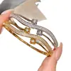 Pulseira Flor Onda Zircônia Estilo Luxo Leve para Mulheres Versátil de Alto Padrão para o Dia a Dia Design de Nicho Joia de Mão Atacado