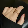 Anel em Formato de Coração para Mulheres 2022 Tendência Celebridade da Internet Luxo Leve Design de Nicho de Ponta Moderno Único Exquisito Joia Estilo Coreano