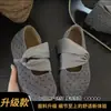 Zapatos Casuales Nuevos de Primavera y Otoño Estilo Vintage de Lunares sin Cordones, Cómodos Zapatos Mary Jane para Mujer, Diseño de Correa Baja para Uso en Exteriores