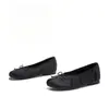 Sapatos de moda populares com bolinhas e bico dividido 2026 novo estilo de verão sapatos rasos da moda sapatilhas sapatos Mary Jane casuais