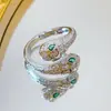 Anillo Japonés y Coreano Exquisito de Goteo de Esmalte con Letra Microincrustada de Circonita, Diseño de Nicho, Sensación de Alta Gama, Anillo Versátil y Elegante para el Dedo Índice