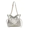 Bolso de hombro de moda estilo Chanel elegante con patrón de diamantes para mujer, novedad Primavera 2026, gran capacidad, cadena de temperamento, bolso cruzado