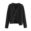 Moda feminina europeia e americana outono e inverno suéter feminino novo com decote em V, botão duplo, casaco com design aberto e misturado, cardigan de malha