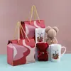 Exquisitos regalos pequeños de actividades de alta calidad y alto valor para niños, taza con apertura de drenaje, toalla de oso, cerámica