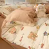 Conjunto de Cuatro Piezas de Leche Estampada de Invierno, Manta de Coral de Doble Cara, Funda de Edredón Individual, Conjunto de Tres Piezas para Dormitorio Individual/Doble, Uso Doméstico