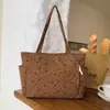 Bolsa de Hombro de Pana de Gran Capacidad Nueva de Verano 2026 para Estudiantes Femeninas que Asisten a Clase y Van al Trabajo, Bolso de Mano/Hombro
