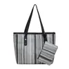 Bolso de mano tejido de gran capacidad para mujer, nuevo modelo 2026, adecuado para vacaciones en la playa, bolso tote tejido casual, bolso de hombro a rayas