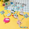 Pingente Autêntico de Pelúcia Shin-Chan Fofo Gota Pequena Chaveiro para Mochila Escolar Boneca Pingente de Boneca Branca Fofa Pequena