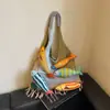 Bolso de punto versátil casual de moda, nuevo para otoño 2026, bandolera tipo tote retro de gran capacidad