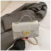 Bolso de Mano Rombo Cadena Pequeño de Alta Gama Estilo Coreano para Mujer 2026 Primavera Nueva Moda Bolso Cuadrado Pequeño de un Solo Hombro Cruzado