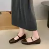 Sapatos Wanwan sapatos baixos sapatos únicos novo outono boca rasa Mary Janes sapatos femininos 2026 com saias bico quadrado francês preto