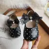 Zapatos infantiles de encaje con lazo y lunares estilo coreano para niñas, nuevos para primavera y otoño 2026, zapatos Mary Jane de cuero de suela blanda