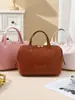 Bolsa de maquiagem de alta qualidade, grande capacidade, em PU, multicamadas, multifuncional, para beleza, de alta qualidade, de celebridade da internet, para produtos de cuidados com a pele, resistente a manchas e à prova d'água