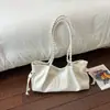 Bolsa de Ombro Única Xiaomi Elegante de Grande Capacidade Moda Nova Chegada Outono 2026 Bolsa Tote Elegante de Temperamento Minimalista para Axila