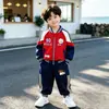 Roupas do Ultraman para Meninos Conjunto de Primavera e Outono 2026 Novo Estiloso Moda Infantil Bebê Jaqueta de Baseball Conjunto de Duas Peças