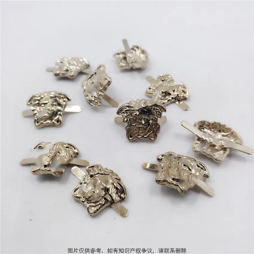 鞋帽箱包小金属标牌 凹凸浮雕鞋帽个性商标铭牌人头脸面LOGO
