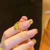 Libro Rojo Nuevo Anillo de Rosa Nunca Marchita Diseño de Alto Valor de Color Lujo Ligero Personalizado Nicho Moda Joyería de Moda