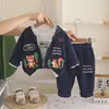 Conjunto de Ropa de Otoño para Niños Primavera y Otoño 2026 Nuevo Elegante Chaqueta de Dibujos Animados para Bebés Niños de 1 Año 2 Conjunto de Tres Piezas de Manga Larga