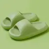 Nuevas Zapatillas de Pan de Suela Gruesa para Pareja 2023 Conjunto de Mujer Sandalias de Casa Sensación EVA Chanclas de Baño Lote
