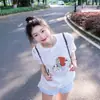 Camiseta Branca Casual Americana de Manga Curta para Mulheres com Estampa de Grafite de Toureiro Gola Redonda Camisa Básica de Nicho Top Verão