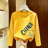 Camiseta Infantil de Algodão Puro com Gola Redonda e Manga Longa para Primavera e Outono, Solta e Estilosa para Meninos Mais Velhos, Top Versátil com Estampa de Desenho Animado