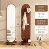 Guarda-Roupa Influenciador de Corpo Inteiro Móvel Estilo Francês para Quarto com Prateleira de Armazenamento, Espelho de Rouparia Giratório Multifuncional de Chão