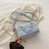 Bolso de mano para mujer, estilo occidental, de moda, con textura hermosa, nuevo 2024, bandolera de hombro en color liso, pequeño bolso cuadrado.