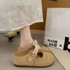 Sandálias Fechadas Estilo Francês com Solado Grosso e Aumento de Altura, com Laço de Pérolas da Moda, Meio-Chinelos para Mulheres, Uso Externo, Novo Modelo de Verão 2026