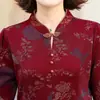 Vestido de mãe estilo retrô, modelagem solta, comprimento médio, adequado para primavera e outono, design novo, estilo cheongsam modificado, vestido de manga comprida, roupas femininas para mulheres de meia-idade e idosas