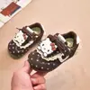 Zapatos para niñas 2026 Otoño Nuevo Ligeros Zapatos Deportivos Infantiles Moda para Niñas Dibujos Animados Suela Blanda Entrenamiento Alemán Zapatos Argan