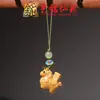 Accesorios de Madera Maciza Tallada de Caballo del Zodiaco Volador Cadena para Teléfono Móvil Colgante Yiming Xianyuan Llavero Creativo de Caballo de Sándalo