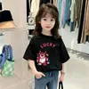 2026 Novo Estilo Tops de Algodão Puro para Crianças de Tamanho Médio e Grande Camisetas de Verão Camisetas de Manga Curta para Meninas Tops Finos de Meia Manga para o Verão Infantil