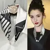 Nuevo Hebilla Magnética de Perla Coreana de Primavera y Otoño (Albañilería) Bufanda de Seda Moderna Estilo Extranjero Collar de Clavícula Perezosa Pequeño Decorativo